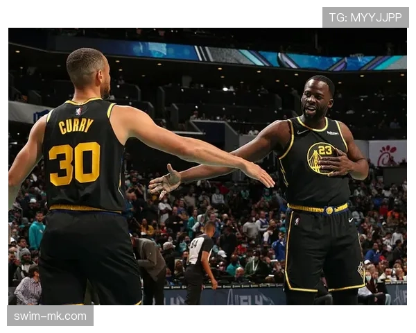 保罗挡拆组织回归，比库里更注重提升组织效率